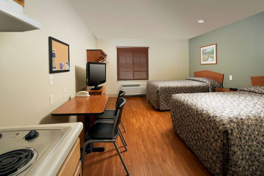 Extended Stay America Select Suites - Wichita - Airport Room photo