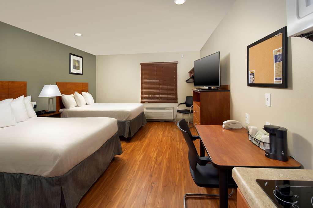 Extended Stay America Select Suites - Wichita - Airport Room photo